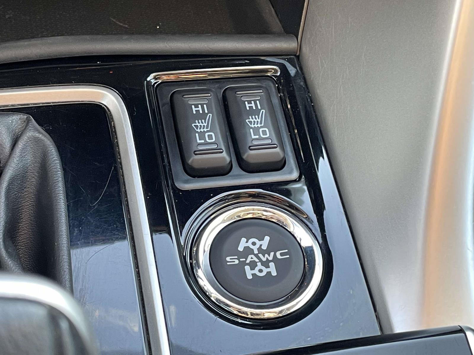 Used 2018 Mitsubishi Eclipse Cross SEL AWD/4WD image 20