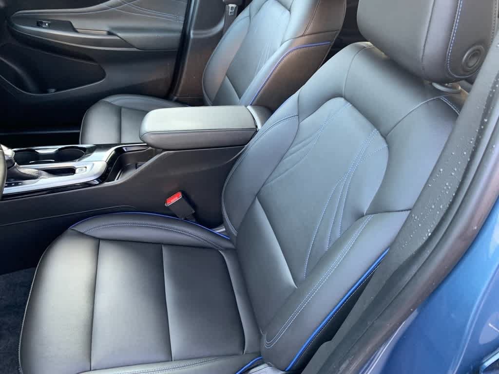 Used 2025 Buick Envista Sport Touring w/ Convenience I Package FWD image 17