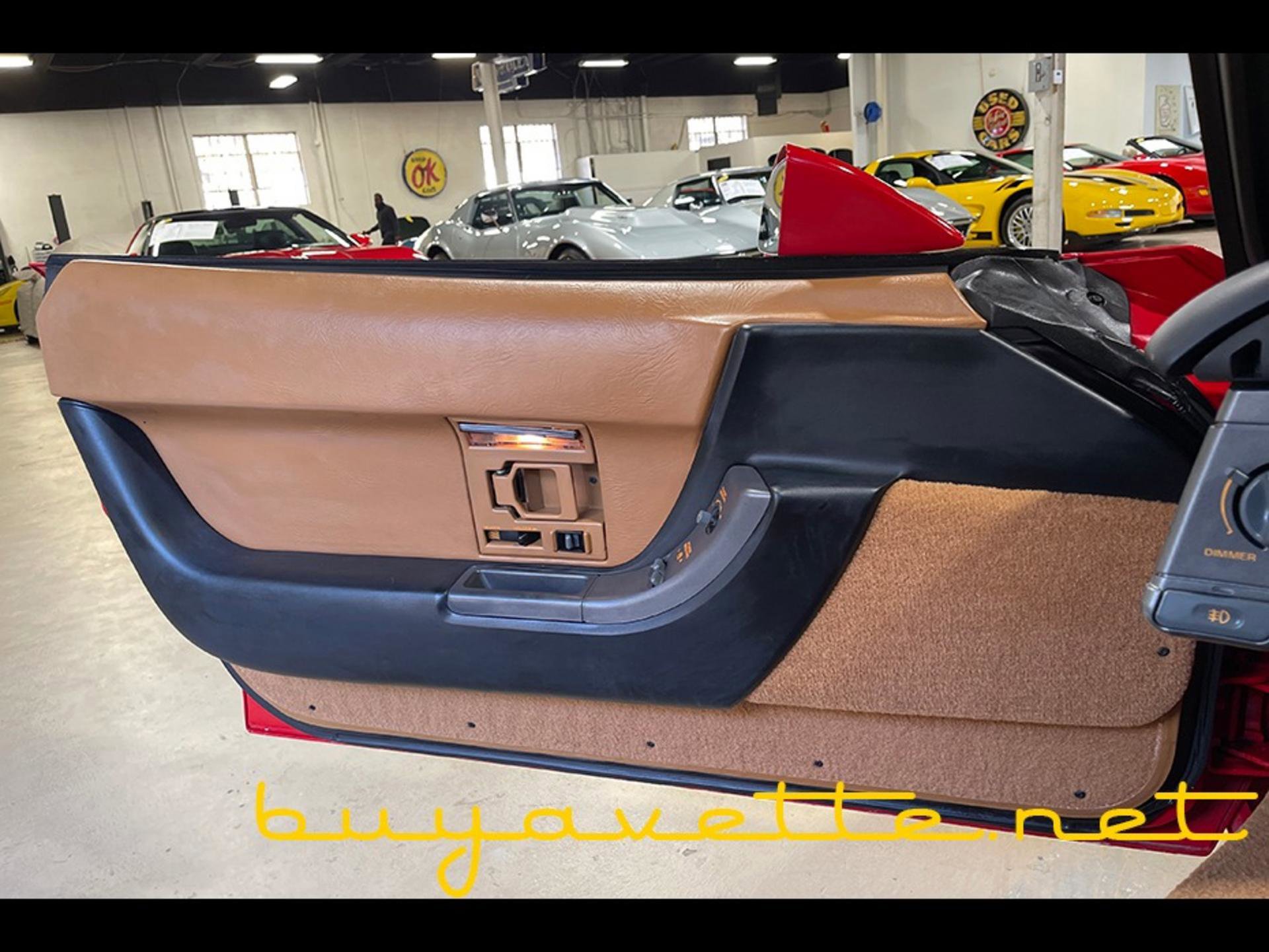 Used 1991 Chevrolet Corvette Coupe image 20