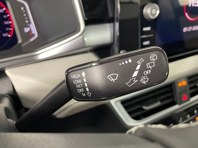 New 2026 Volkswagen Taos SEL AWD/4WD image 10