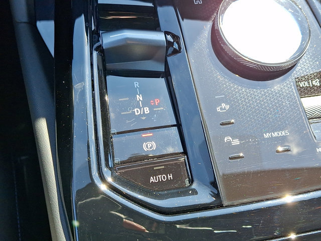 Certified 2025 BMW i5 xDrive40 w/ M Sport Package image 15