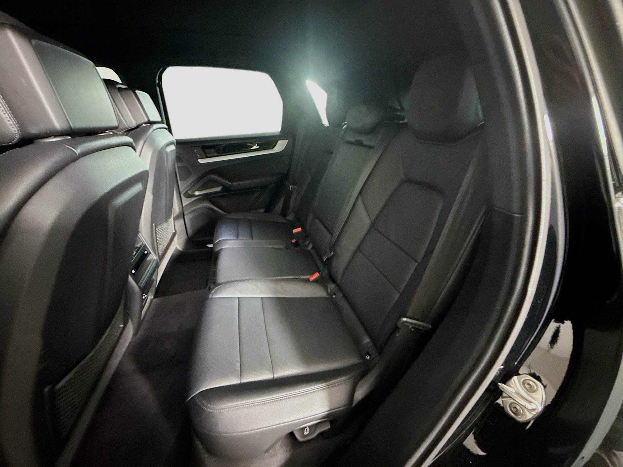 Used 2024 Porsche Cayenne S image 25