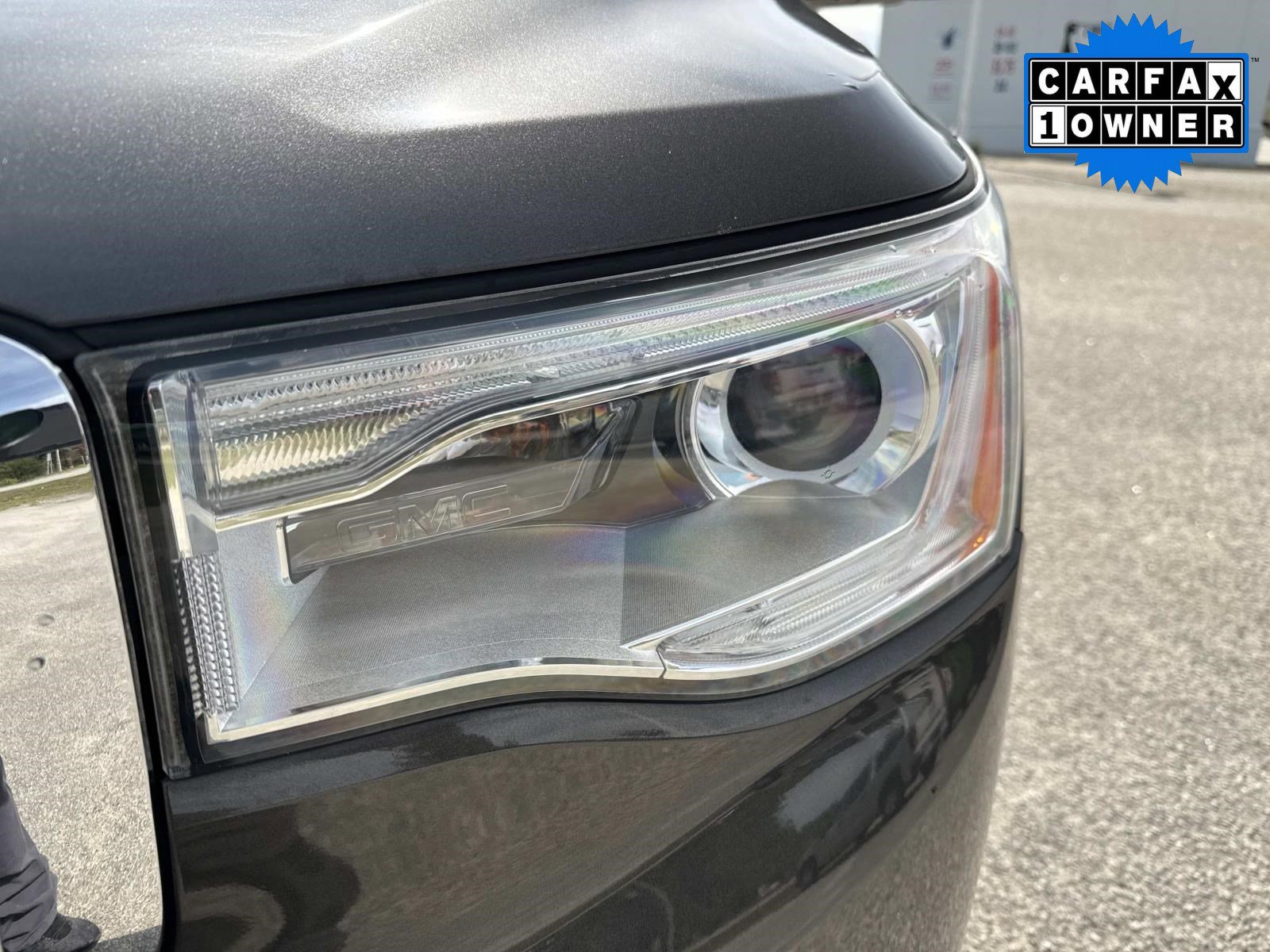 Used 2019 GMC Acadia SLT image 10