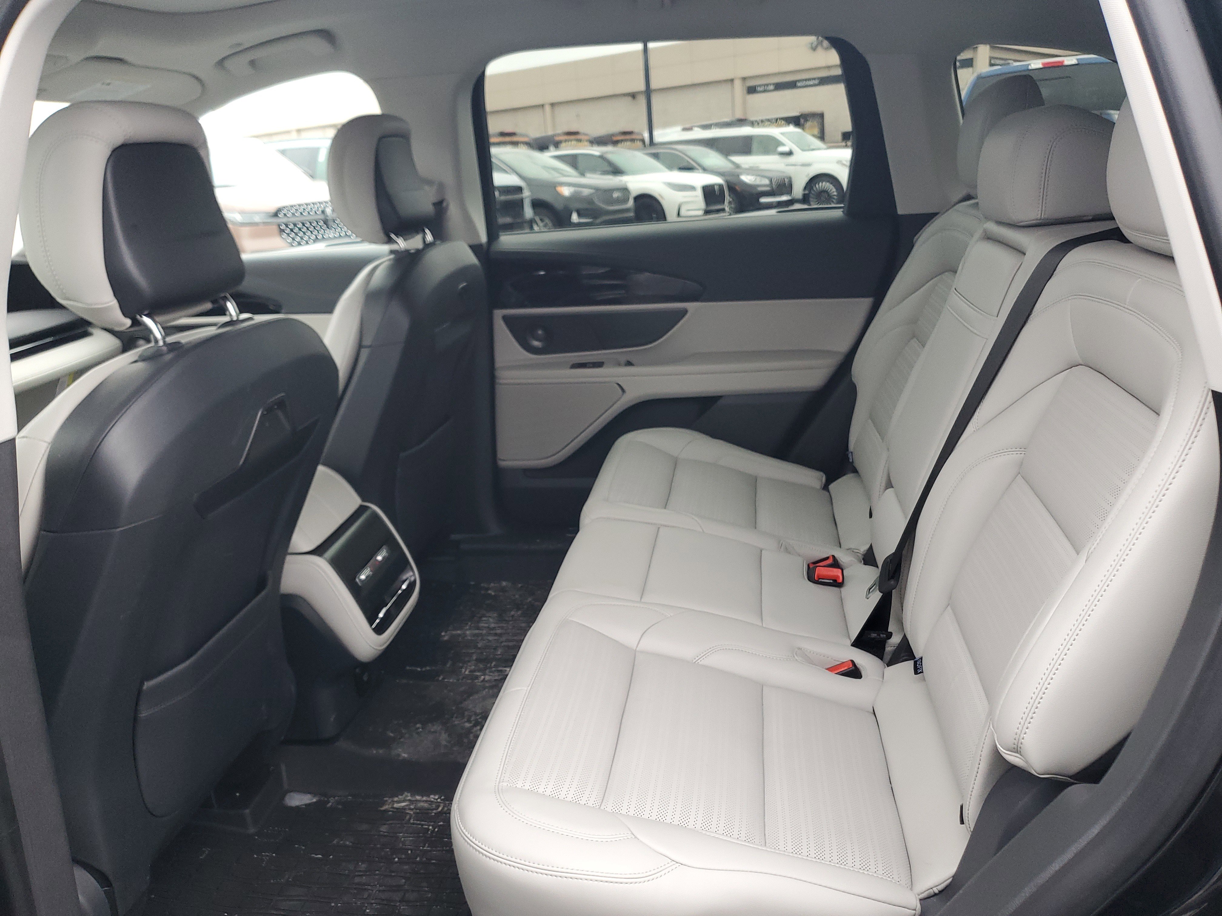 New 2026 Lincoln Nautilus Reserve w/ Jet Appearance Package image 26