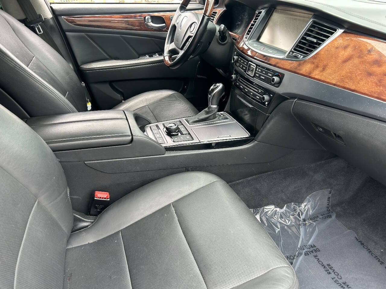 Used 2015 Hyundai Equus Signature RWD image 11