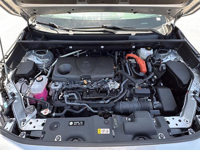 Used 2025 Toyota RAV4 LE AWD/4WD image 26