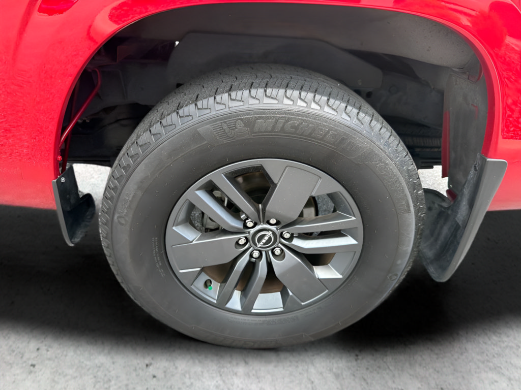 Certified 2025 Nissan Frontier SV RWD image 41