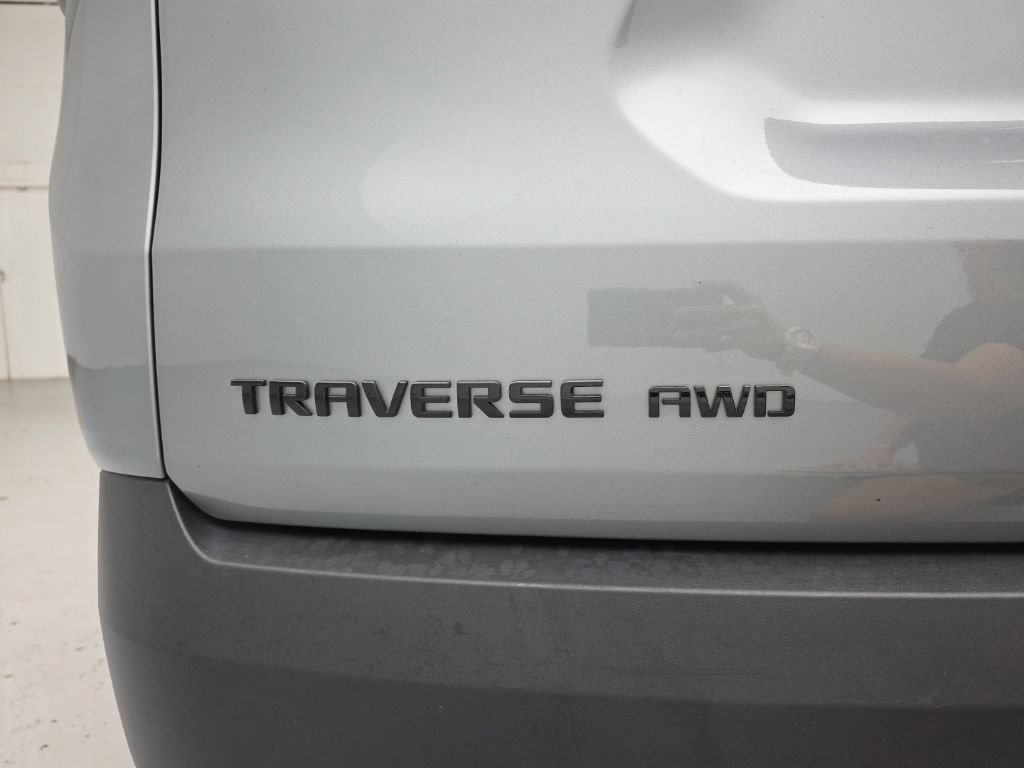 Used 2023 Chevrolet Traverse RS AWD/4WD image 60