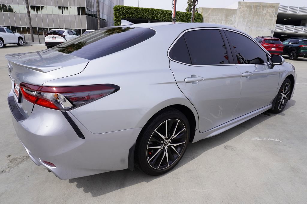 Certified 2024 Toyota Camry SE image 6