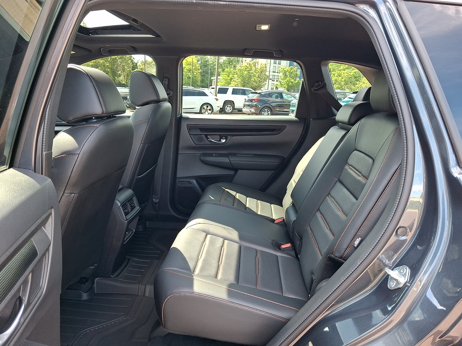 Used 2025 Honda CR-V Sport-L image 10