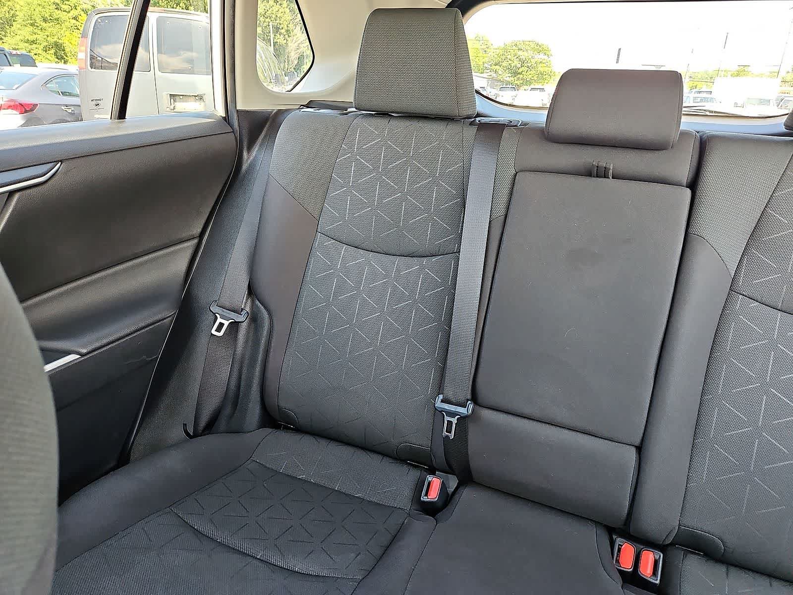 Used 2024 Toyota RAV4 XLE FWD image 13