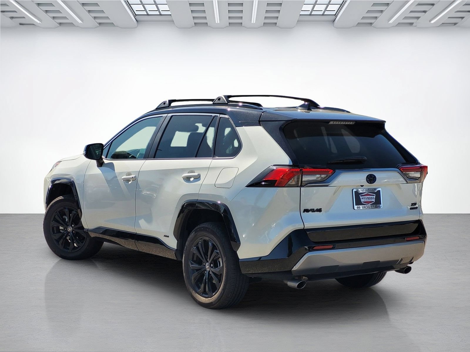 Used 2022 Toyota RAV4 XSE AWD/4WD image 14