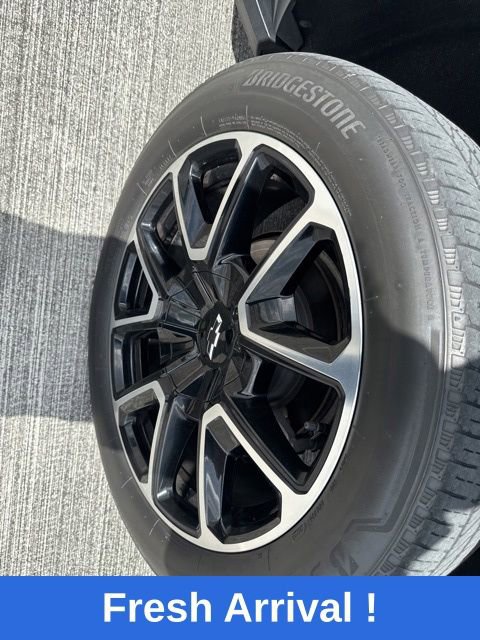Used 2022 Chevrolet Tahoe RST w/ Luxury Package RWD image 19