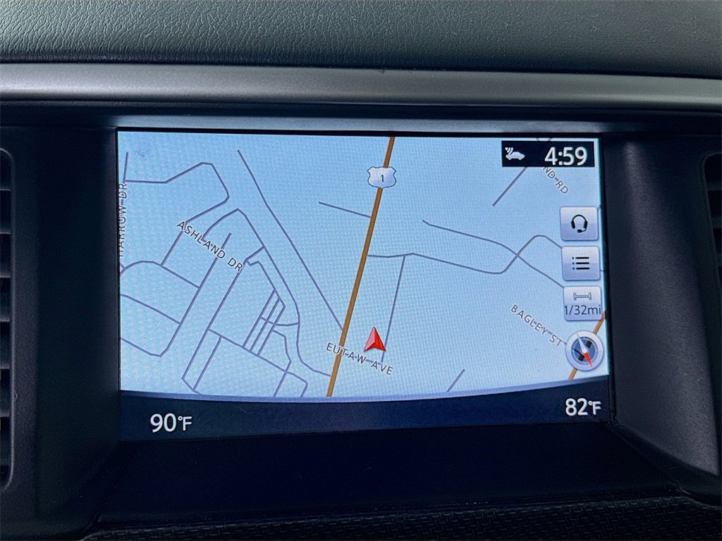 Used 2020 Nissan Pathfinder SL image 5