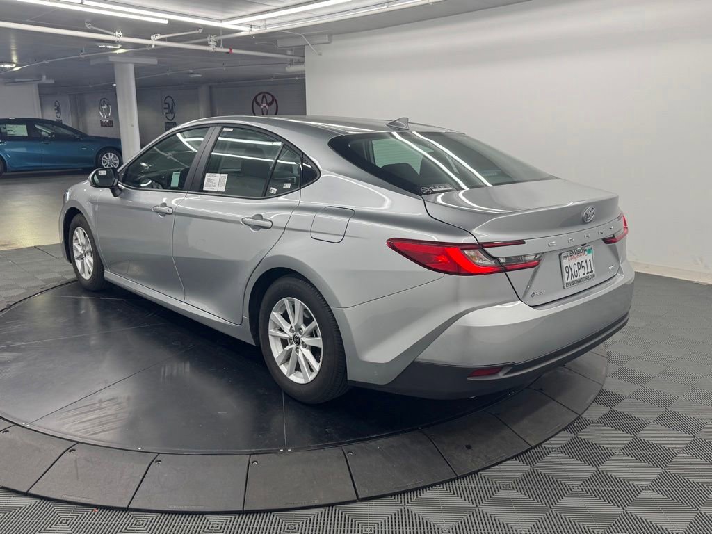 Used 2026 Toyota Camry LE FWD image 6