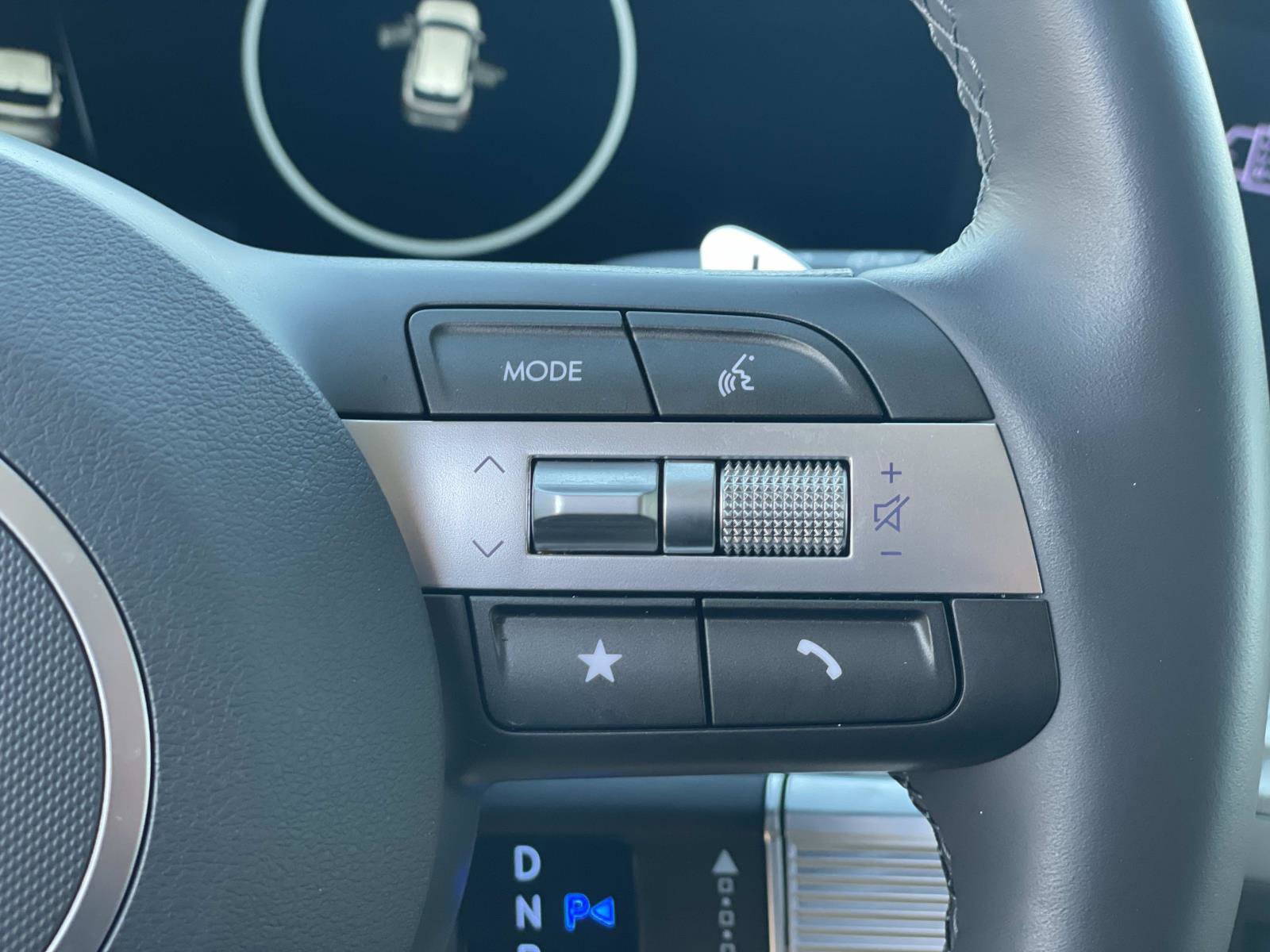 Certified 2025 Hyundai Kona SEL image 24