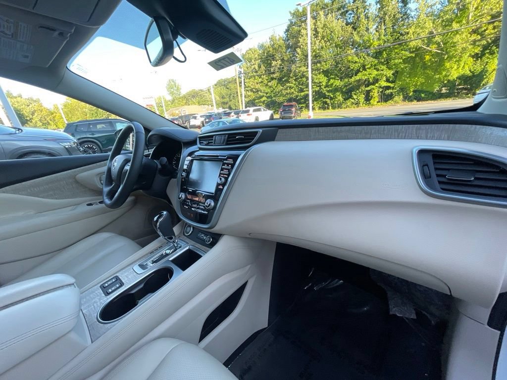 Certified 2019 Nissan Murano SL w/ SL Technology Package AWD/4WD image 14