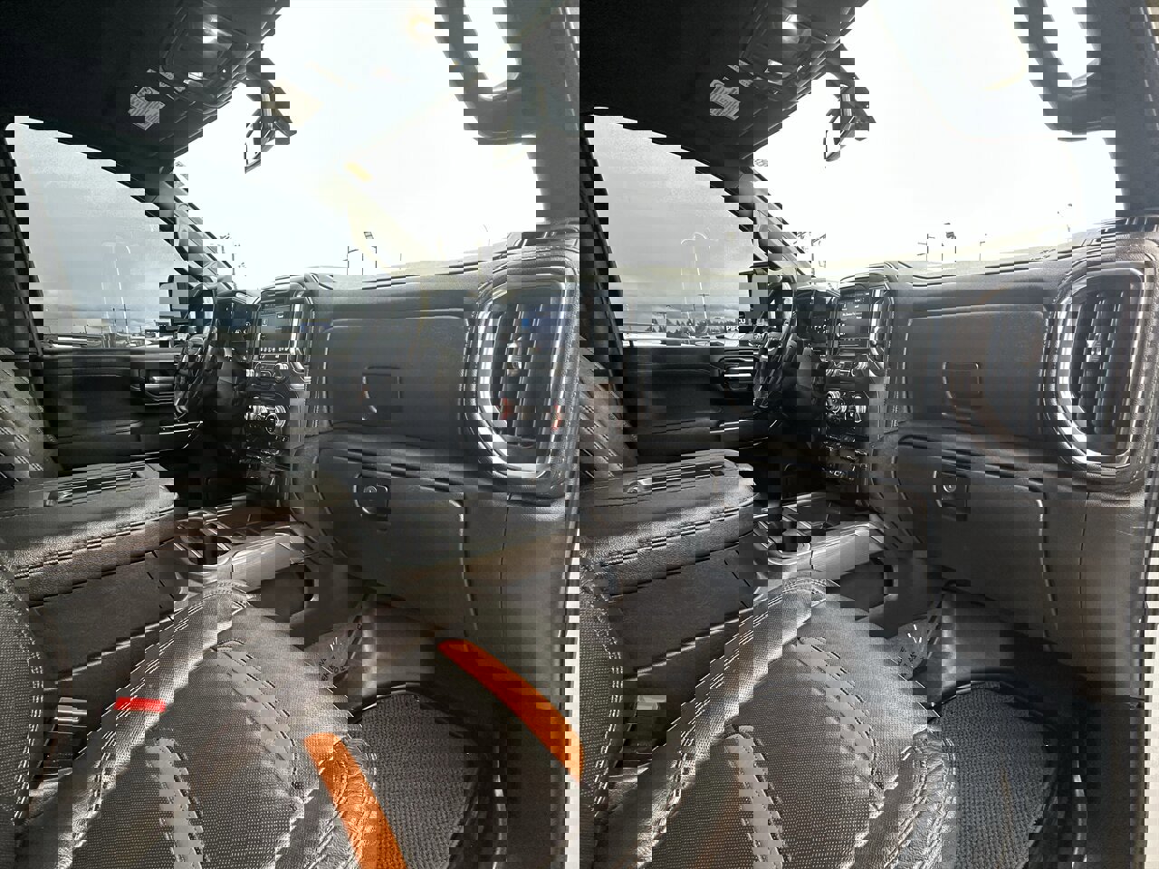 Used 2021 GMC Sierra 2500 AT4 w/ Gooseneck/5TH Wheel Package image 8