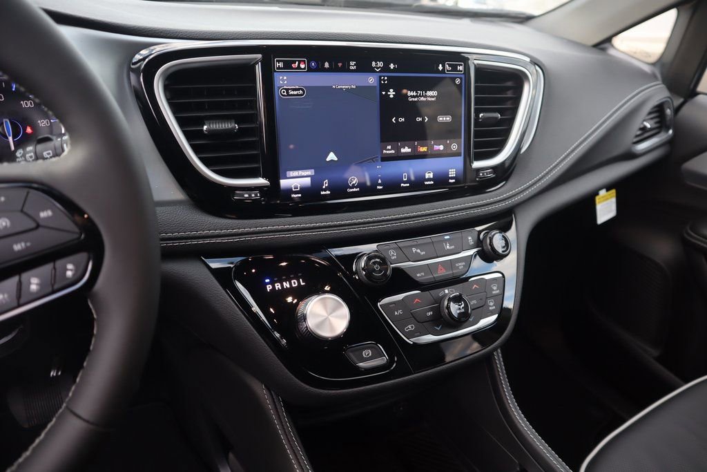 New 2026 Chrysler Pacifica Limited w/ S Appearance Package image 5