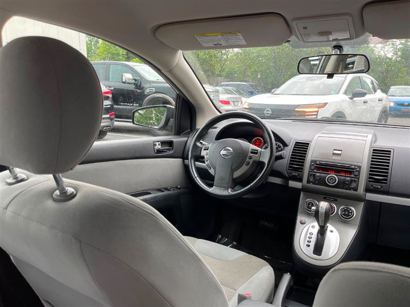 Used 2010 Nissan Sentra 2.0 S w/ Convenience Pkg FWD image 13