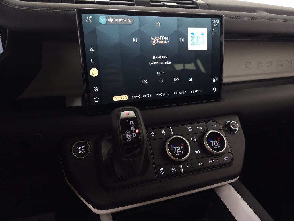 Certified 2025 Land Rover Defender 110 S AWD/4WD image 22