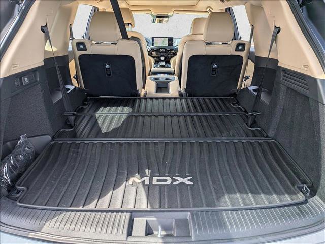 Used 2025 Acura MDX FWD image 6