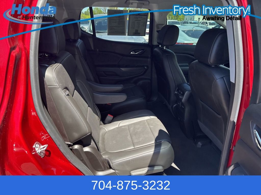 Used 2023 GMC Acadia SLT w/ Trailering Package image 9