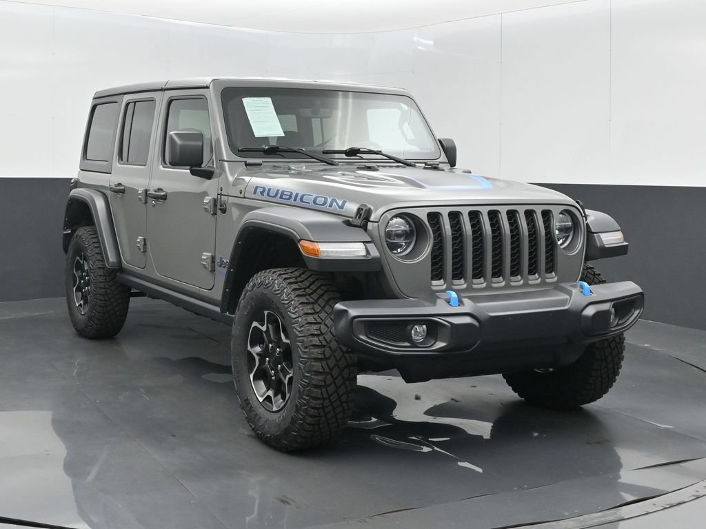 Used 2022 Jeep Wrangler Unlimited Rubicon 4xe w/ Cold Weather Group AWD/4WD image 3