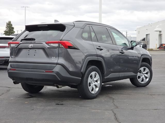 Used 2019 Toyota RAV4 LE image 16