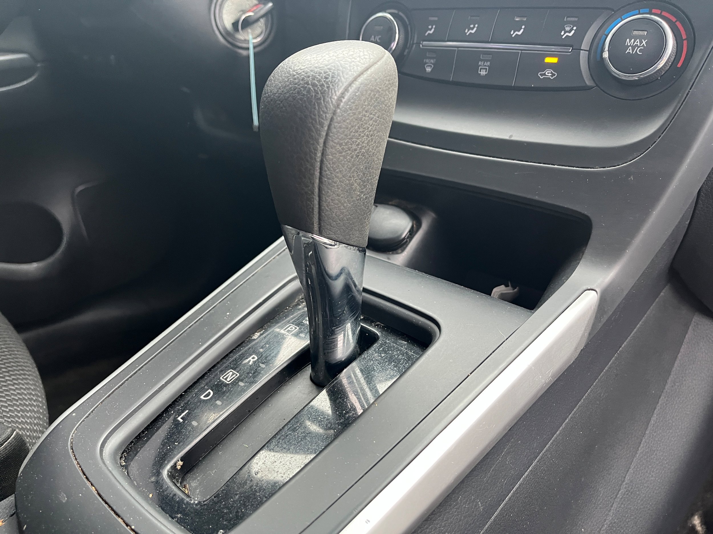 Used 2017 Nissan Sentra S FWD image 11