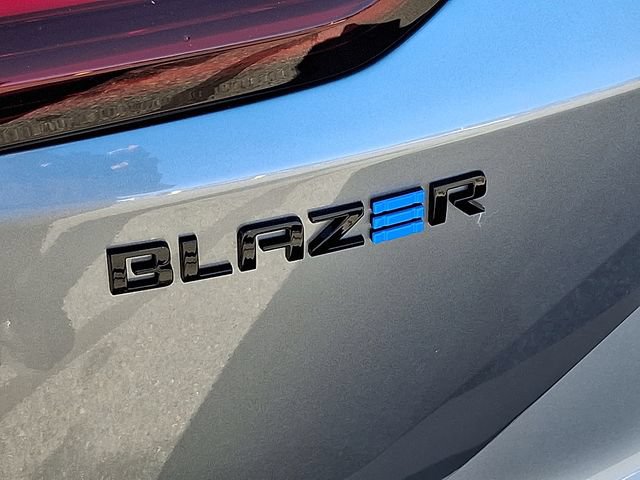 New 2026 Chevrolet Blazer EV LT w/ Midnight/Sport Edition FWD image 10