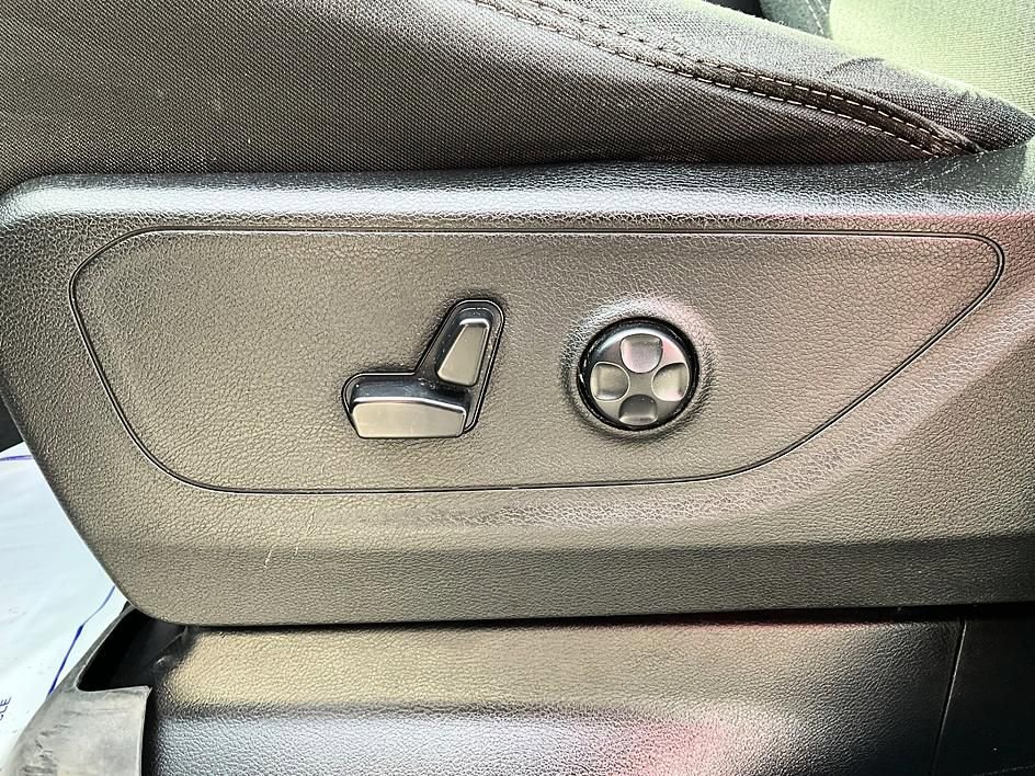 Used 2020 RAM 1500 Big Horn image 15