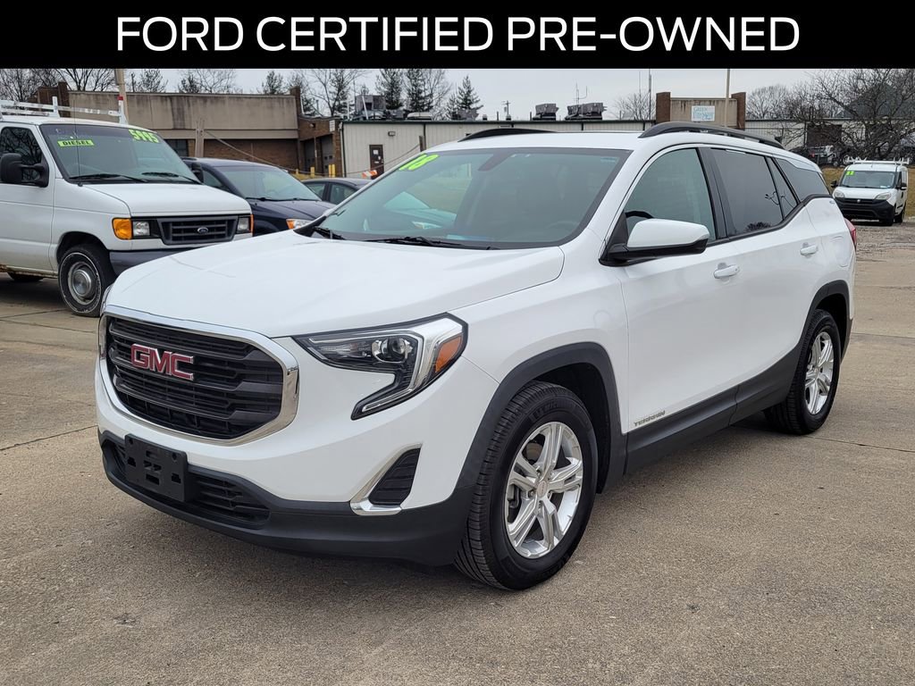Used 2018 GMC Terrain SLE w/ Driver Convenience Package image 2
