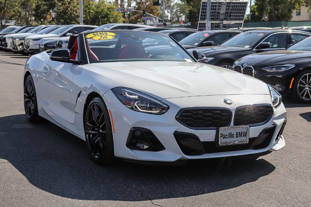 Used 2026 BMW Z4 sDrive30i w/ Dynamic Handling Package RWD image 12