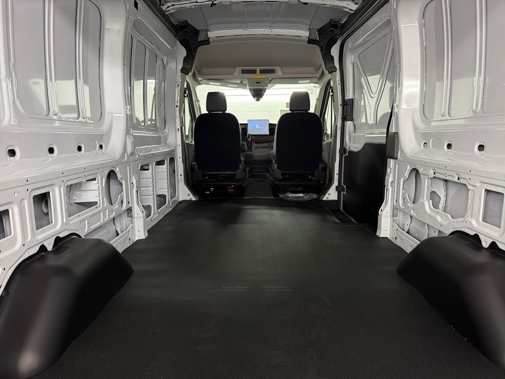 New 2026 Ford Transit 250 148 Medium Roof image 29