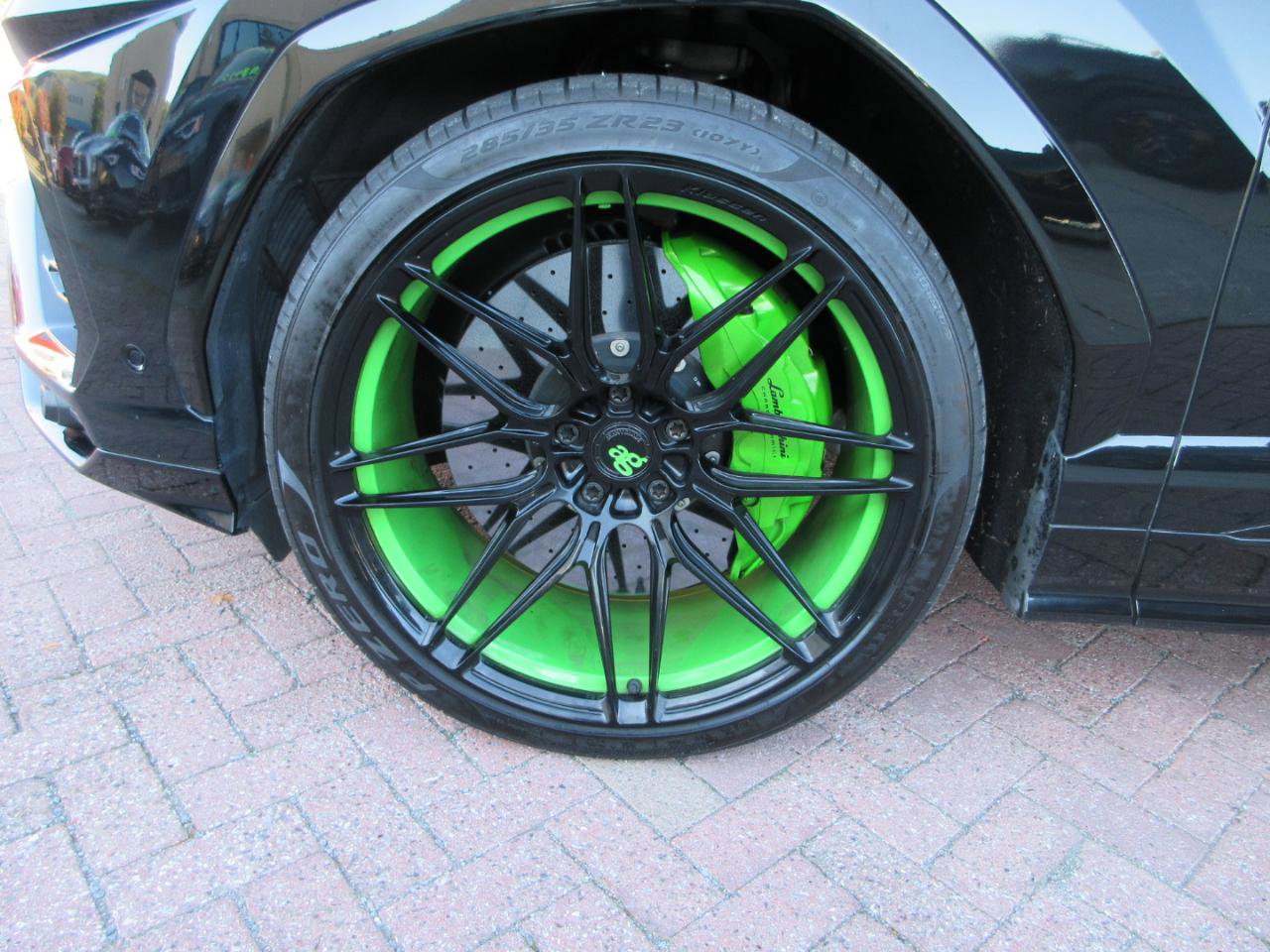 Used 2022 Lamborghini Urus image 93