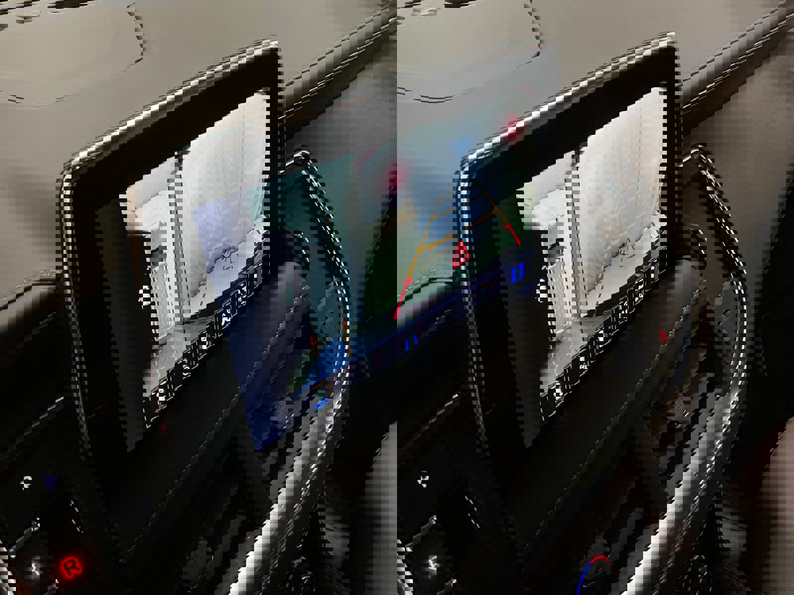 Used 2023 Chevrolet Tahoe Z71 w/ Luxury Package image 16