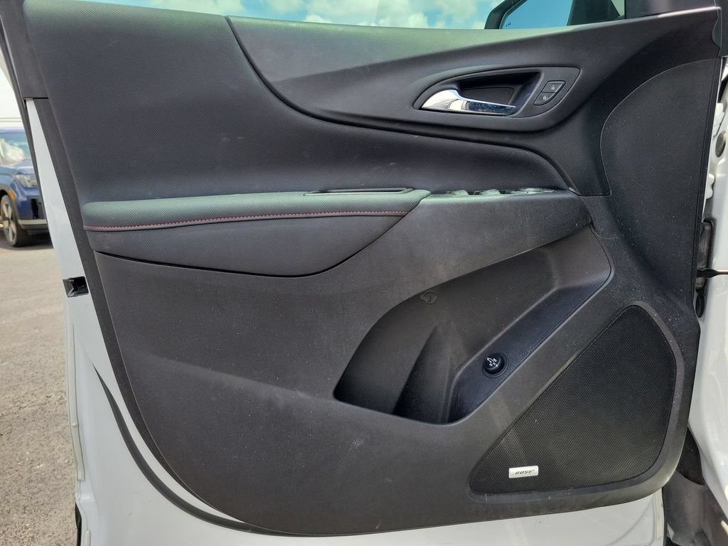 Certified 2022 Chevrolet Equinox RS w/ RS Leather Package FWD image 22