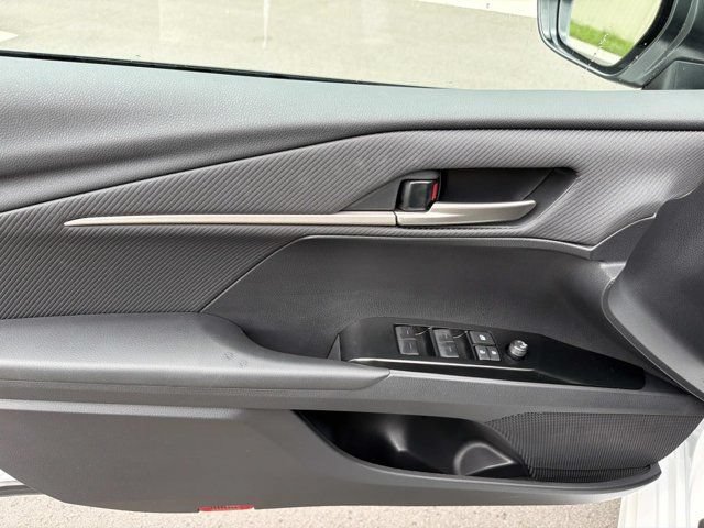 New 2026 Toyota Camry Hybrid FWD image 7