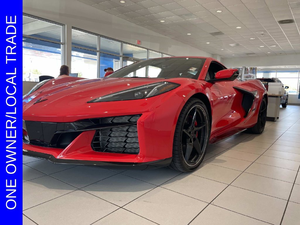 Used 2027 Chevrolet Corvette Grand Sport RWD image 9