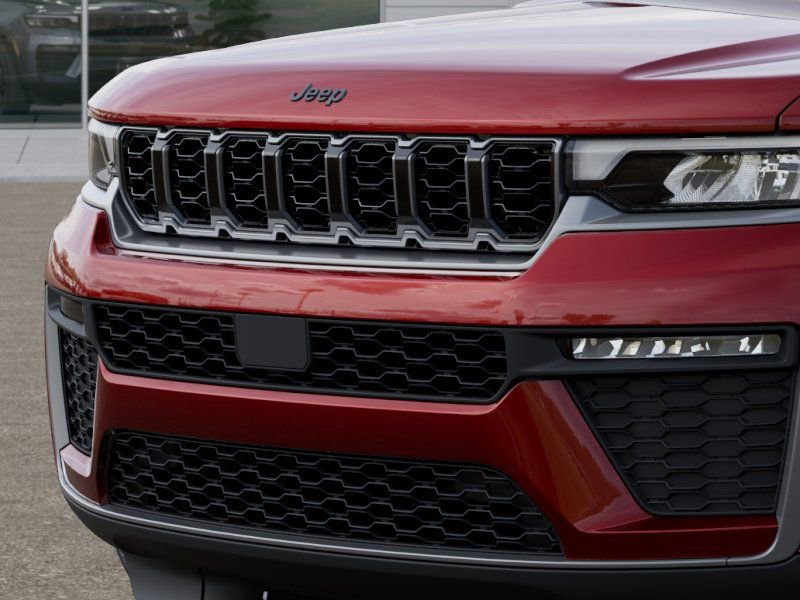 New 2026 Jeep Grand Cherokee L Limited RWD image 11