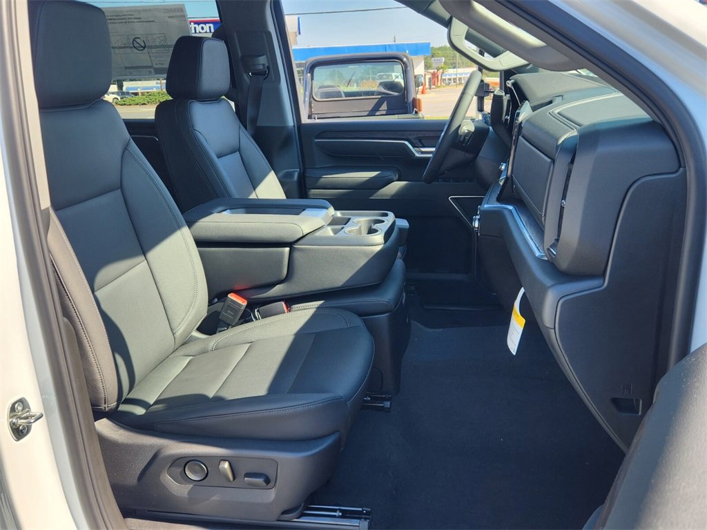 New 2026 GMC Sierra 3500 SLT image 11