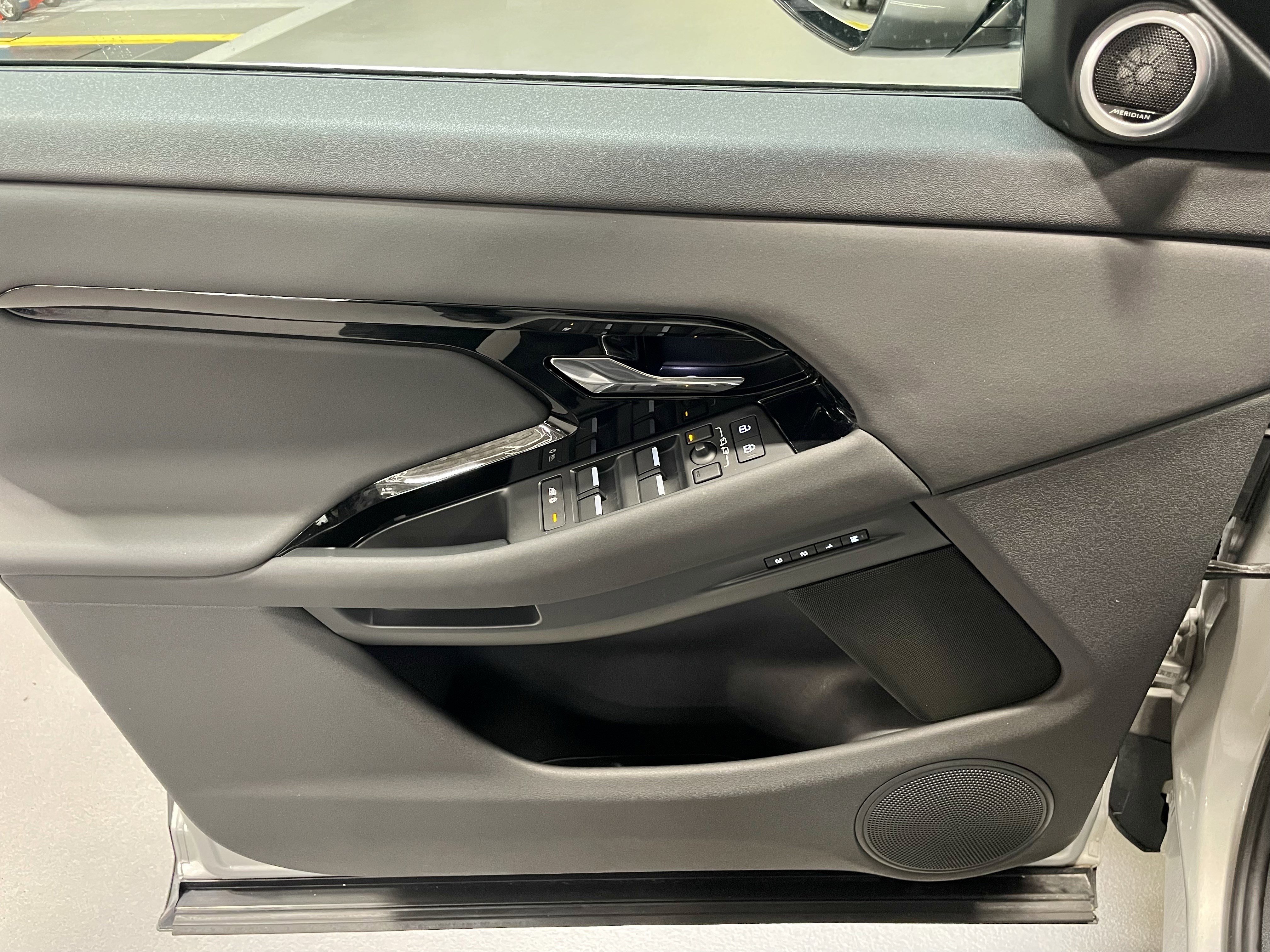 Certified 2024 Land Rover Range Rover Evoque S image 12