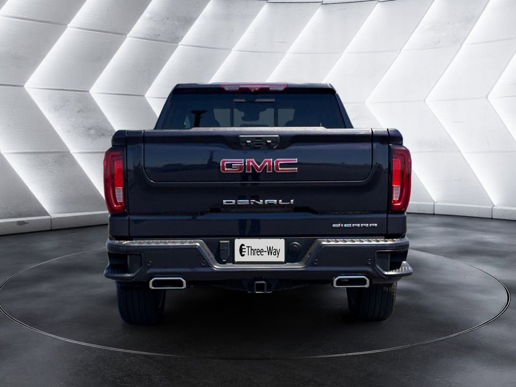 Certified 2022 GMC Sierra 1500 Denali w/ Denali Reserve Package AWD/4WD image 4