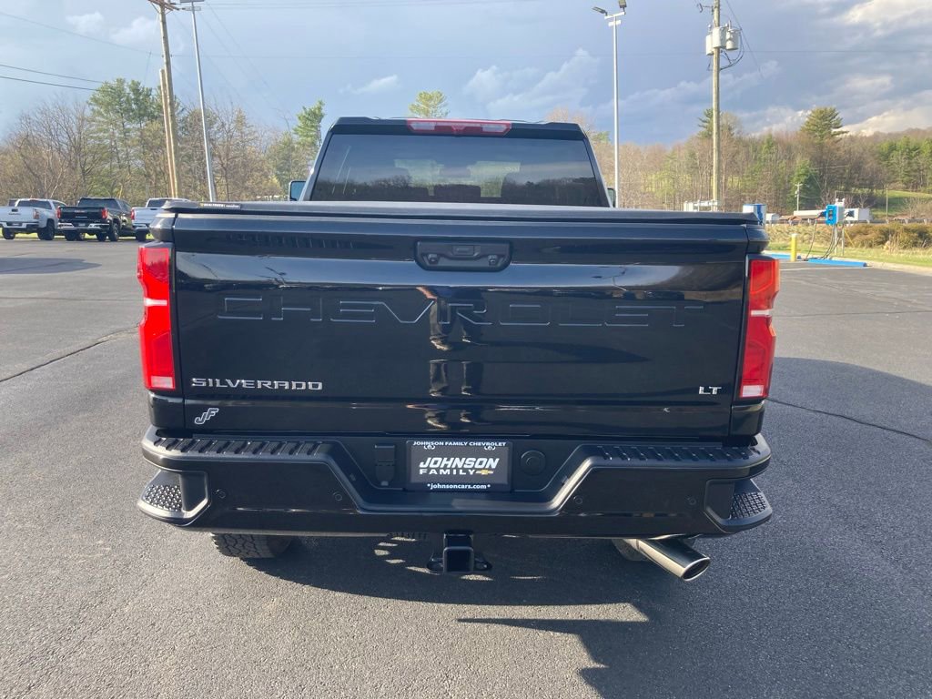 New 2026 Chevrolet Silverado 2500 LT w/ Z71 Chrome Sport Edition image 6