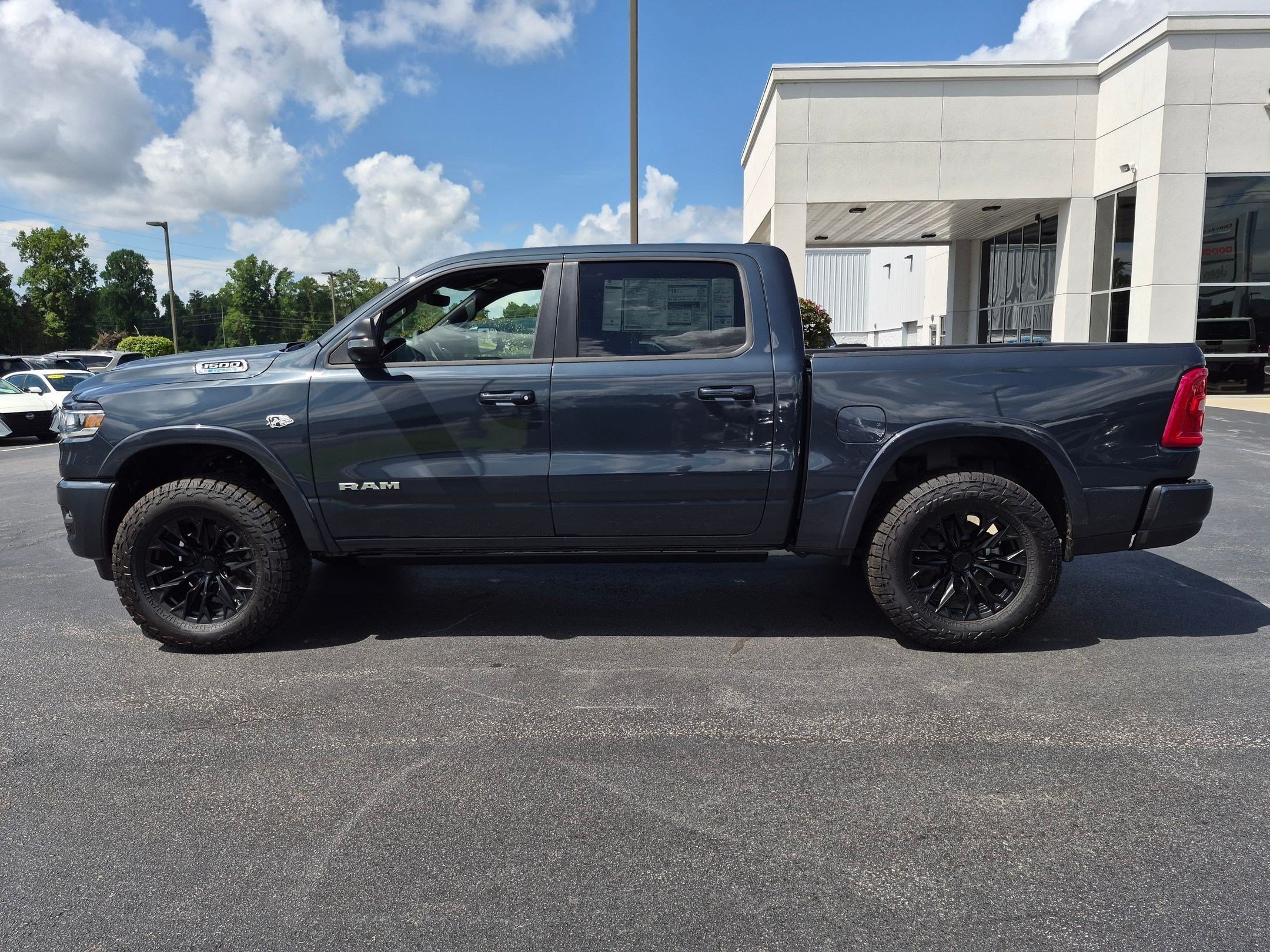 New 2026 RAM 1500 Big Horn AWD/4WD image 8