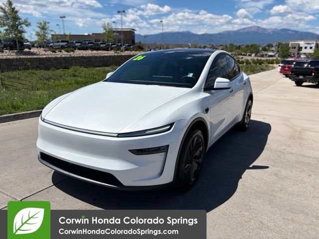 Used 2026 Tesla Model Y AWD image 4
