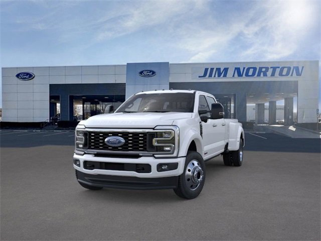 New 2026 Ford F450 Platinum w/ FX4 Off-Road Package image 2
