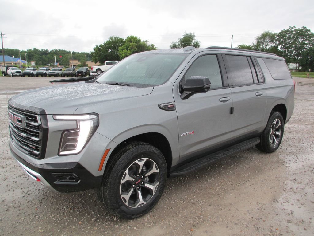 New 2026 GMC Yukon XL AT4 AWD/4WD image 9