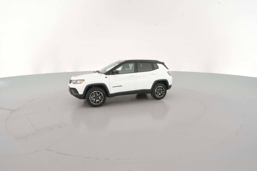 New 2026 Jeep Compass Trailhawk image 5